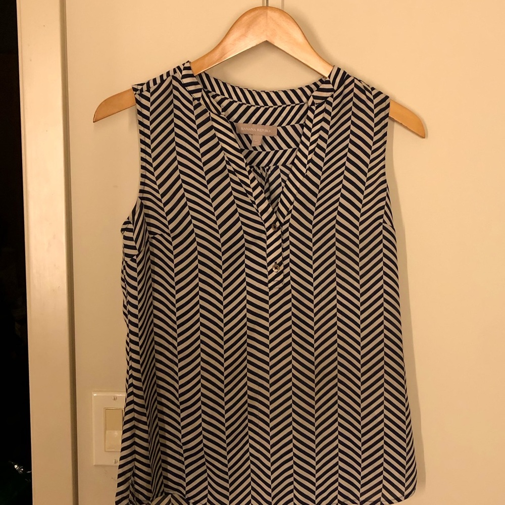 Banana republic sleeveless blouse